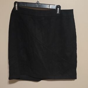 Chic Black Mini Skirt